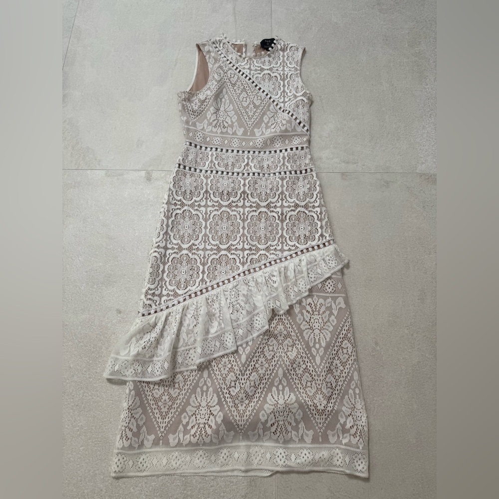 Sea New York Asymmetrical Lace Dress in Cream and White - Picture 3 of 3